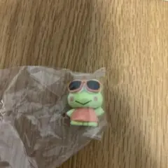 はぴだんぶい　グラサンばちばちフィギュア　けろけろけろっぴ
