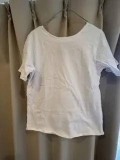 【VANNIE U】ホワイト バックオープン 半袖Tシャツ