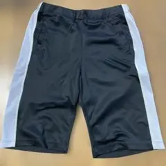 UNIQLO M ハーフパンツ　130cm