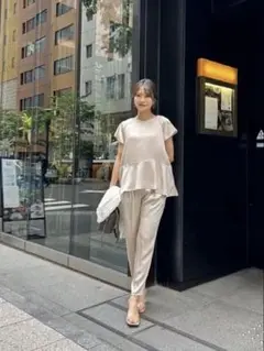 ルーニィ　サテンセットアップ　パンツのみ　40