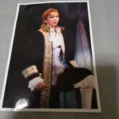 Item thumbnail for item f432cb5b-25a1-48d6-a4de-55304d055c1d