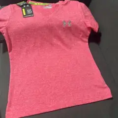 【新品】UNDERARMOUR／heat gear／ピンク／Mサイズ