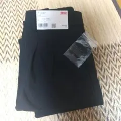 ユニクロ タックワイドパンツ ツータック
