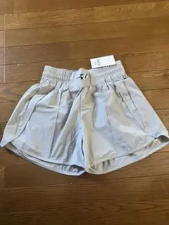 ★お値下げ★NERGY 　ショートパンツ