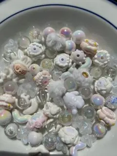 N9-6 ビーズ　アクリル　シリコン　手書き　ストラップ