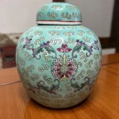 中国美術　豆彩壺　茶入　花瓶　煎茶道具　大明成化　景徳鎮 希少稀な 大明成化 煎茶道具 花瓶 茶入 豆彩壺 中国美術 景徳鎮