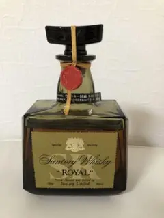 サントリー ウイスキー ローヤル 720ml