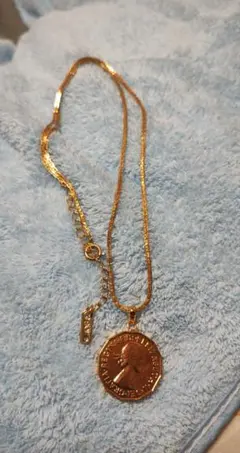 本日限り！コイン型ペンダントネックレス