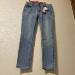新品タグ付き 素肌すずやかスキニーデニム 76