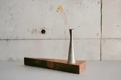 no.63 円錐形 置物 花器