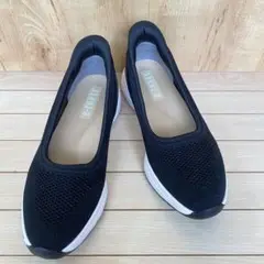 ストレッチ　フラット　シューズ　ハンズフリー　コンフォートシューズ　スニーカー