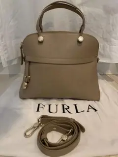 FURLA パイパー