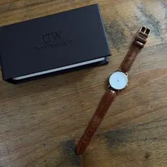 【稼働品】daniel wellington 腕時計 classy O26R5
