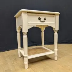 2025年最新】Laura Ashley サイドテーブル・ナイトテーブル