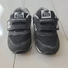 New Balance 996 グレー/ブラック スニーカー　ベビー