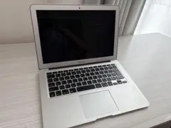 MacBook Air Early 2014 本体