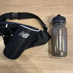New Balance ランニングポーチ ボトル付き