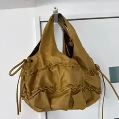 未使用　AlloAllo ブラウン フリルデザイン ハンドバッグ 可愛いバック