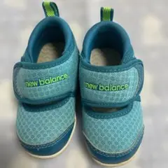 new balance ベビーサンダル 青　12.5cm