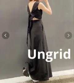 【美品】ungrid バックデザインノースリワンピース M