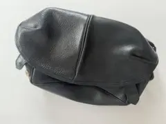 【最終価格】POKIT ポキットレザーショルダー　イギリス製 Pokit(ポキット)レザーショルダーカプセルバッグ イギリス製 メンズ