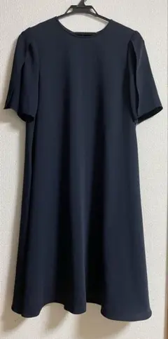 ユナイテッドアローズ　ネイビー 半袖 Vネック ワンピース　キレイめ