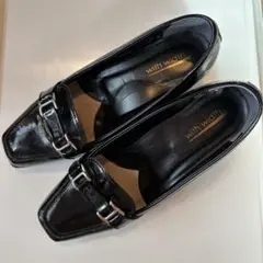 with width 黒エナメルローファー