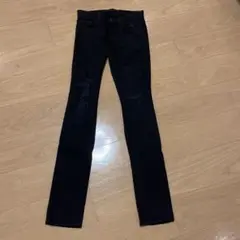 J BRAND 黒パンツ
