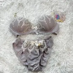 新品未使用 タグ付き ノンワイヤー ブラジャー ショーツ 上下セット Lサイズ