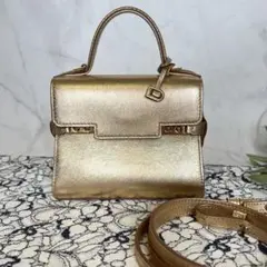 2025年最新】DELVAUX タンペート スモールの人気アイテム - メルカリ