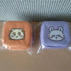 ちいかわ カラビナ付き刺繍スクエアミニポーチ シーサー モモンガ