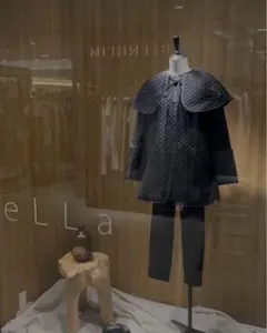 新品未使用♡ ella キルティング ケープコート エラ