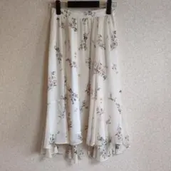 アプワイザーリッシェ　花柄　スカート