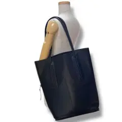 Item thumbnail for item 0963569d-79ba-42fd-94ea-60142d7f7c90