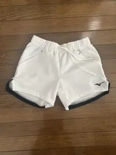Mizuno ホワイト ショートパンツ