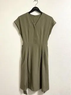 【美品】23区 ニジュウサンク レディース Vネック ワンピース 32