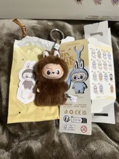 THE MONSTER PIN FOR LOVE アルファベットラブブ 【Ｌ】
