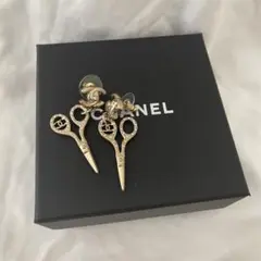 【美品未使用】CHANEL ココマーク ハサミモチーフ ピアス