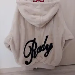 Rady ファーフーディー