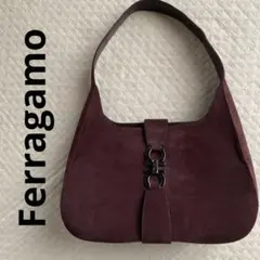 美品 ✨Ferragamo フェラガモ　ガンチーニ　スエード ショルダーバッグ