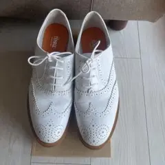 La TENACE ラテナーチェ レースアップシューズ
