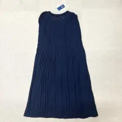 ★新品★ a.v.v ワンピース　ノースリーブ　プリーツ　ネイビー　Lサイズ