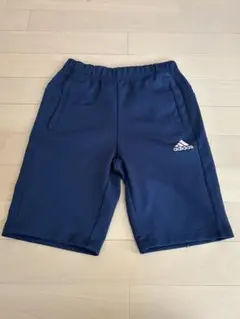 adidas アディダス　ハーフパンツ　140cm