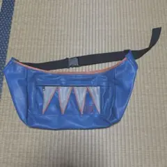 Item thumbnail for item e98c4db6-c21f-4633-a82e-1acf5b6e1058