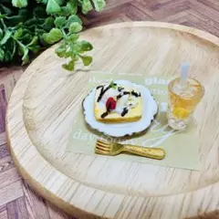 Item thumbnail for item ced98aa8-325a-46f1-9a53-9c234bc50fb7