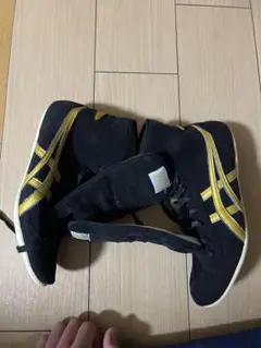 asics レスリングシューズ 黒/金 ハイカット