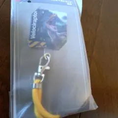 フリューくじ　ジュラシックワールド スマホショルダーストラップ　ヴェロキラプトル