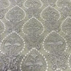 【訳アリ】インド刺繍生地はぎれ　F-112