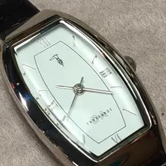 TRUSSARDI トラサルディレディース腕時計 電池交換済み 233A5