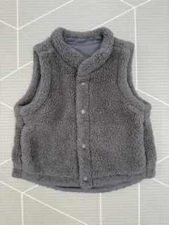 GU リバーシブルベスト 80-90サイズ
